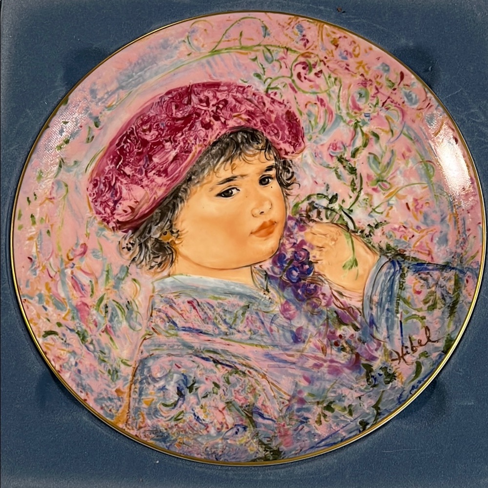 Edna Hibel Nobility of Children "Le Marquis Maurice Pierre" Plate Collectors